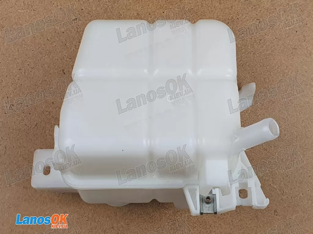 Бачок расширительный Каптива С140 GM 94552588